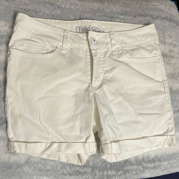 (2) Stretchy High Waisted Faded Glory Shorts - Picture 2 of 7